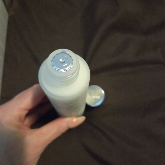 Elemis Dynamic Resurfacing Skin Smoothing Essence - Picture 5 of 5